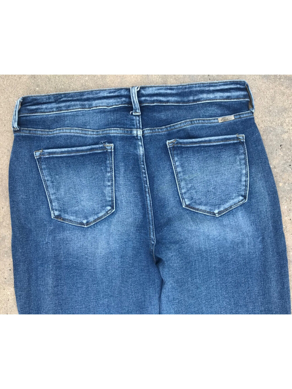 Carlin KanCan Blue Denim Jeans 15/31 Medium Wash Lite Fade on Thighs and Butt - Picture 3 of 11